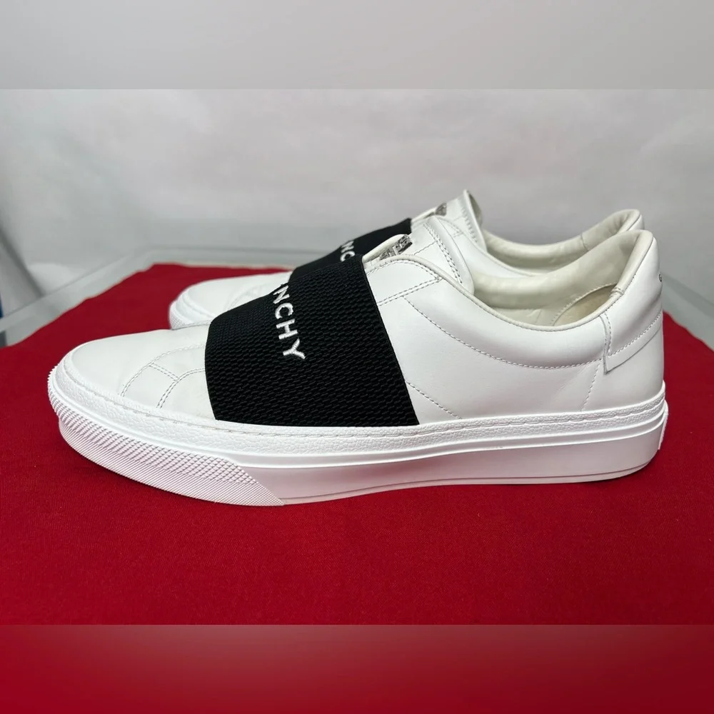 Givenchy White and Black Loafers - Picture 2 of 13